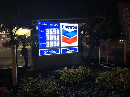 New Chevron Price Sign