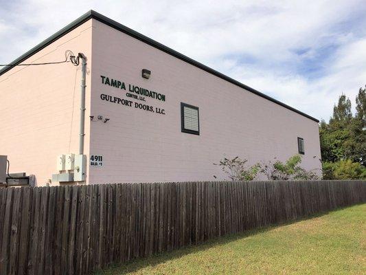 Tampa Liquidation Center