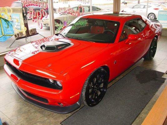 2015 Challenger Scat Pack Shaker.