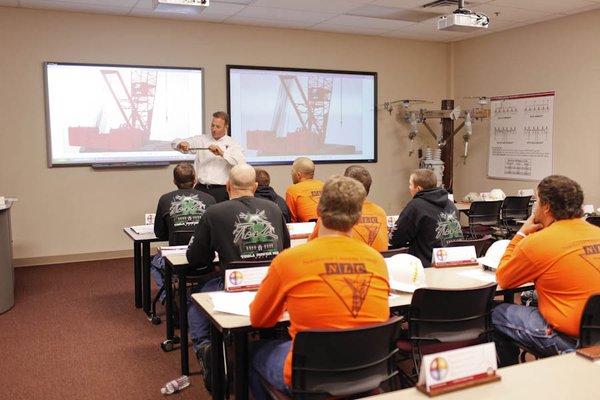 Classroom and hands-on crane operator certification course