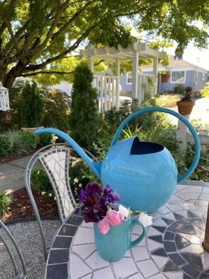 I found this cute little watering can today. Thrifty treasures are the best, aren't they?!