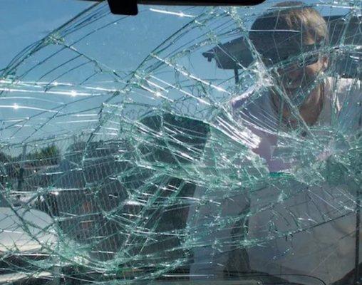 Call now for your free auto glass quote now!!