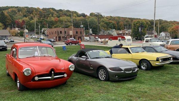 Lowellville Trunk or Treat Car Cruise