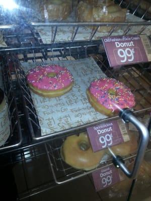 The Simpsons-esque donuts always make me smile!