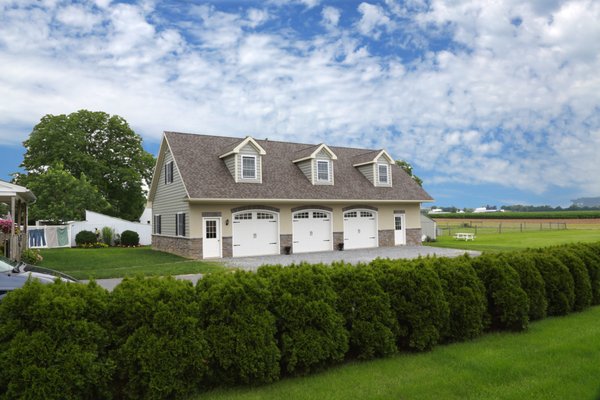 Garage built by White Horse Construction, Inc.