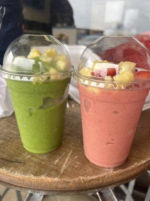 Love Jones Smoothie (left), Sweetest Taboo Smoothie (right). Both were great!