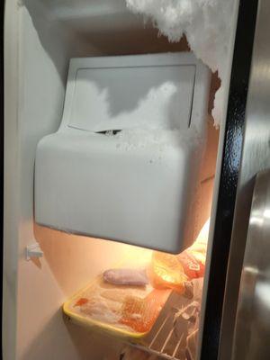 Refrigerator Ice Maker