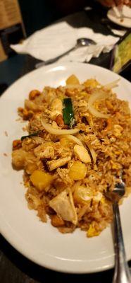 pineapple fried rice with chicken