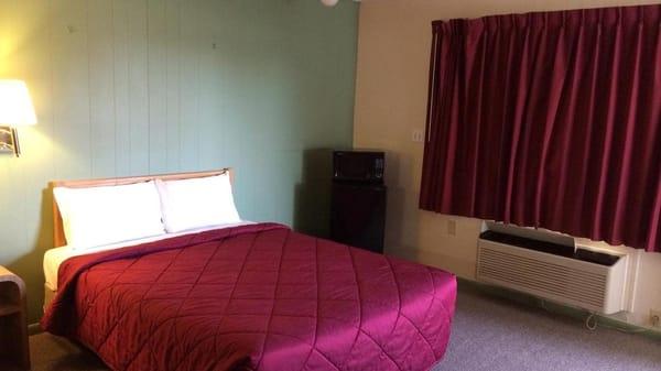 'The Super 7 Motel - Sedalia: a comfortable motel in Sedalia, MO