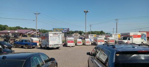 The parking lot as viewed from the customer lounge.