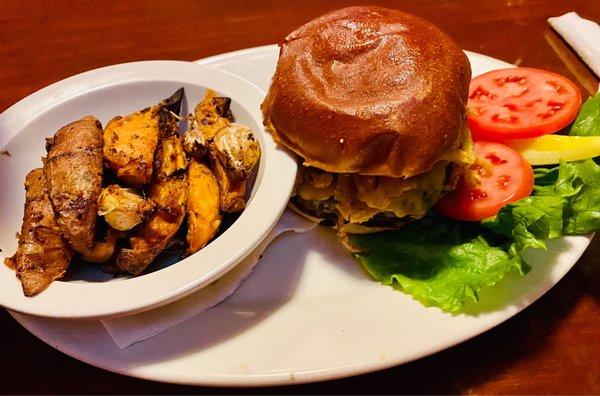 Cowboy Burger w/ sweet potato wedges