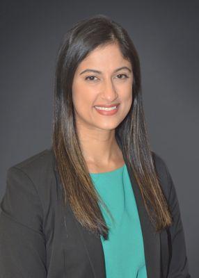 Dr. Gina Shetty, Cataract, Cornea, and Refractive Surgeon