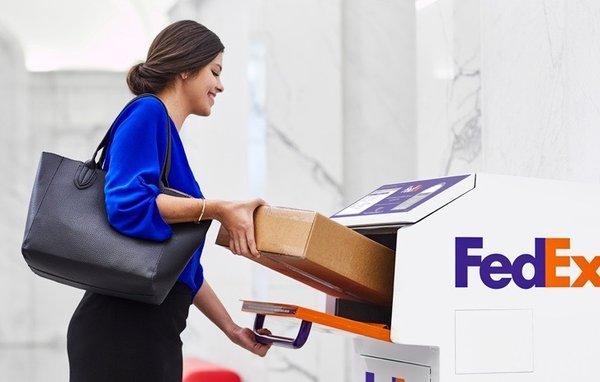 FedEx Drop Box