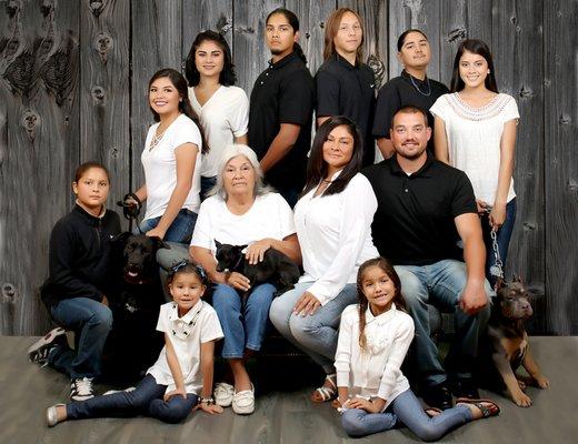 Big Family Portraits with Pets