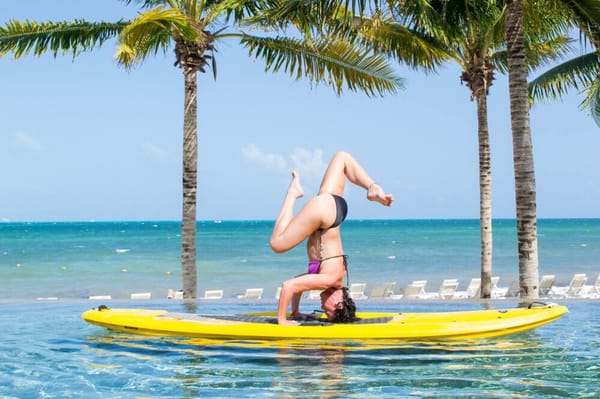 Tripod headstand again in Mexico on the SUP board