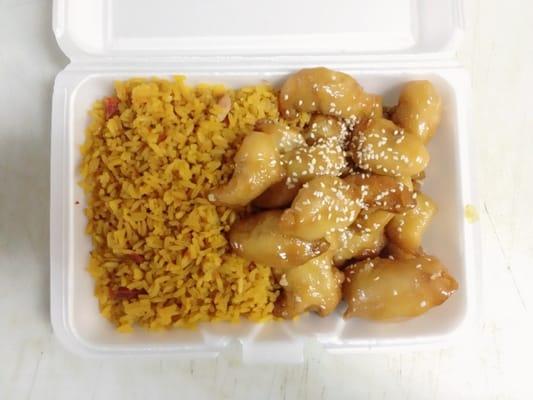 Honey chicken in lunch time is a good deal.