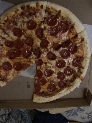 My pizza I ordered on 11/17/2018 from the Mattapan House of Pizza. Great. Can't be beat as always!