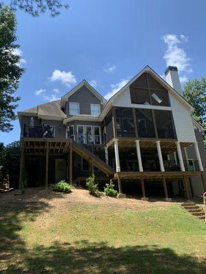 Finished project ! Screen porch, trex and chimeny/ siding !