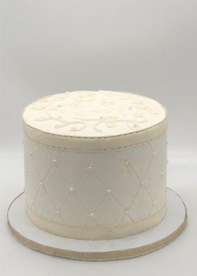 Butter Me Betty elegant quilted cake.