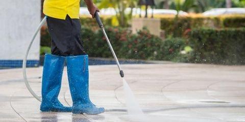 How Do I Use Cleaning Detergents for Pressure Washers?