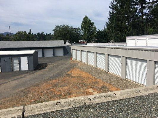 Shows some of the buildings. The new metal building on the right has 10'x25' units.