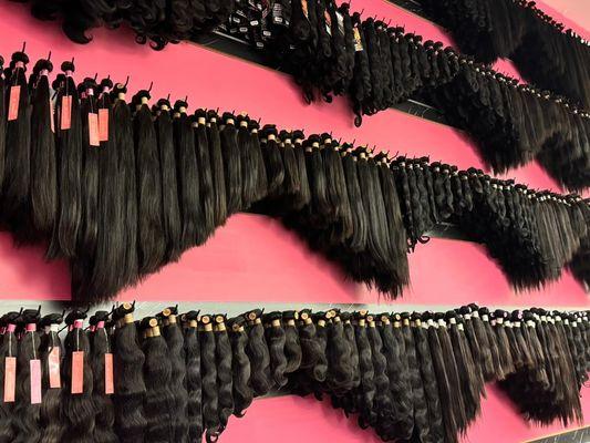 Huge selection of bundles.. natural, 613 and color