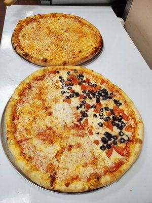 Lg cheese 1/2 black Olives and fresh Tomatoes