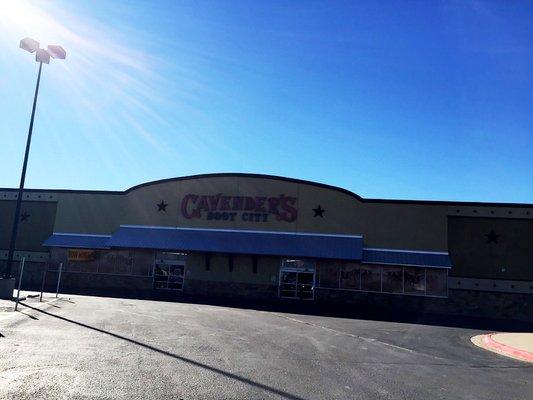 Cavender's Store Front