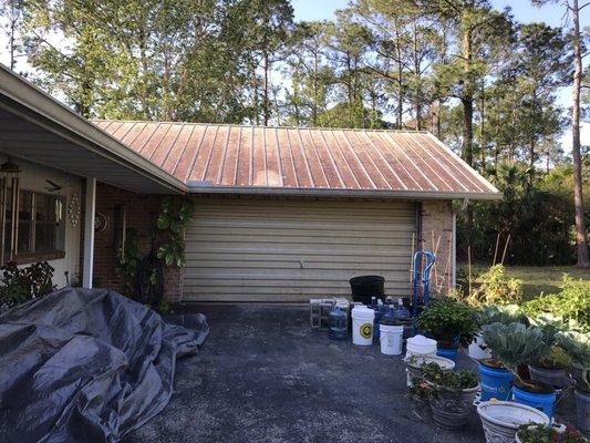 Before low-pressure roof cleaning.  Pressure Clean USA can remove all that unsightly algae!