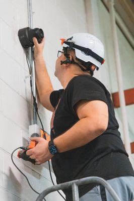 Maunting a 4k security camera with 2x optical zoom inside of a commercial building.