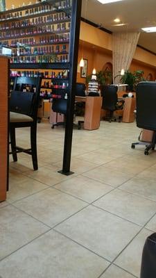 Very nice, clean salon