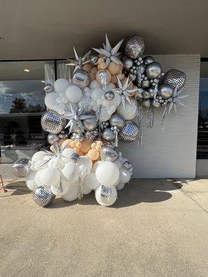 Luxury balloon installations