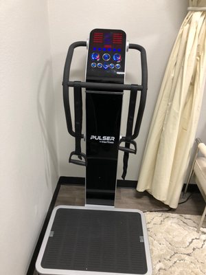 PULSER Vmax Fitness Whole Body Vibration Machine