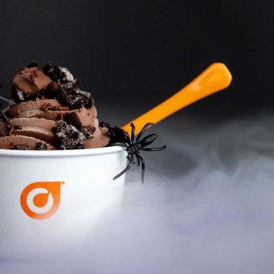 Celebrate Halloween with our froyo! 
It is scary good!  #HappyHalloween