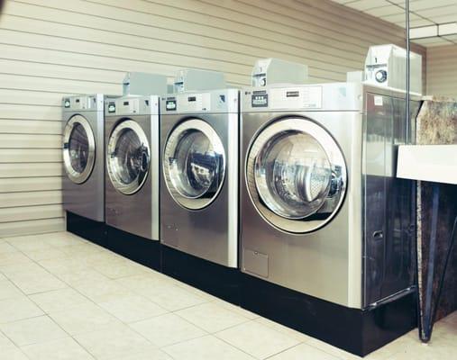 SaveMore Commercial Laundry Equipment laundromat install