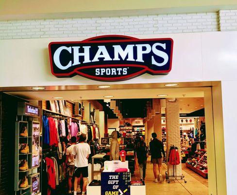 Champs Sports