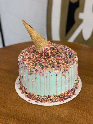 Ice cream drip cake!!