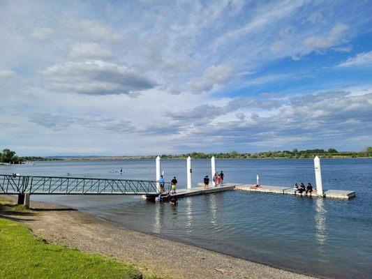 Swimming dock