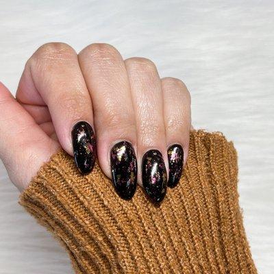 Unique Nails & Skin