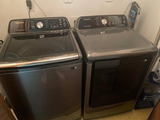 "Brand new" Samsung washer and dryer that haven't worked since day one.