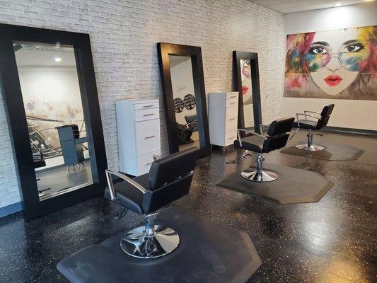 Feel your very best at the brand new beauty salon in the center of Hopatcong - LakeLife made stunning