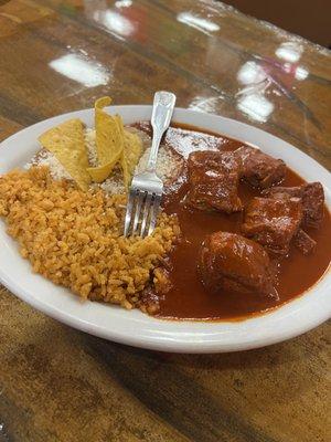 costillas de puerco en salsa roja