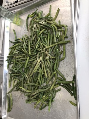 Seasoned Whole String Beans ready for the convection oven!