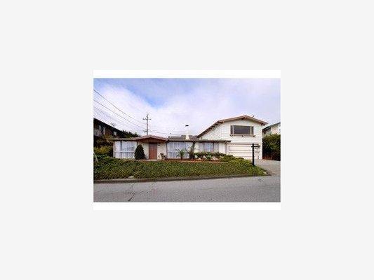 508 Seacliff Drive, Aptos  Represented Seller  Sold: $690,000