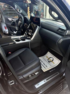 Interior of the Lexus came out clean as if came off the lot!