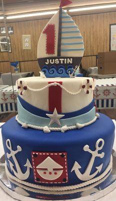 #comesailaway #2tier #firstbirthday #customtopper