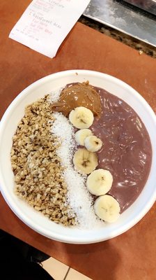 Açaí Bowl with almond butter on top