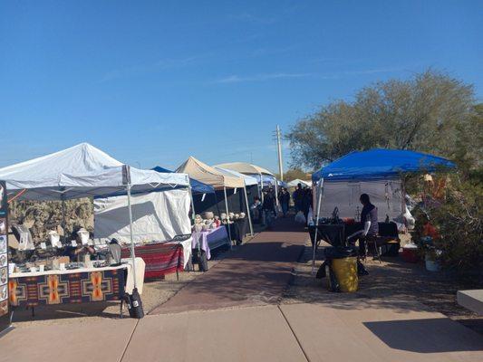 So many vendors, it encircles the entire museum's site.