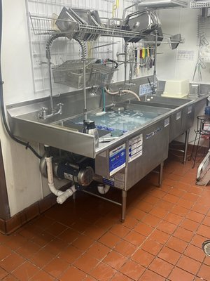 This 3 compartment sink was installed by BK plumbing for KFC in Ashburn VA.