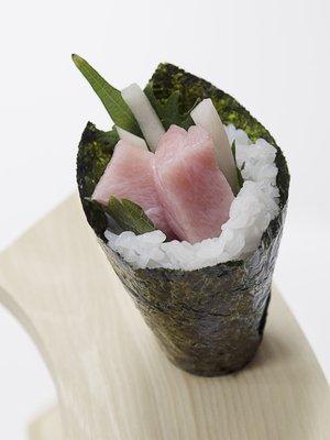 MakiMaki Bluefin Toro Handroll